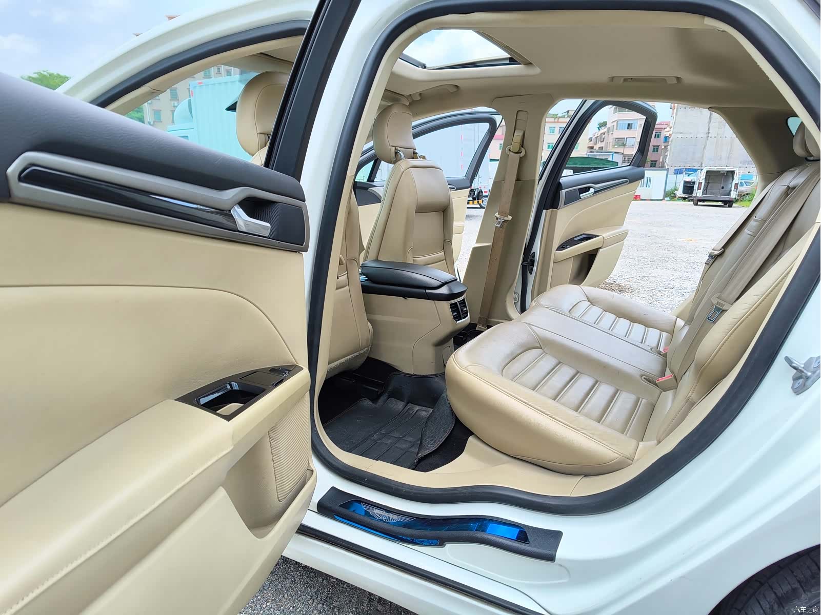 Ford Mondeo, 2014 8