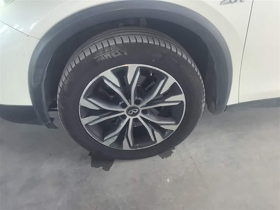 Infiniti QX30 Infiniti QX30