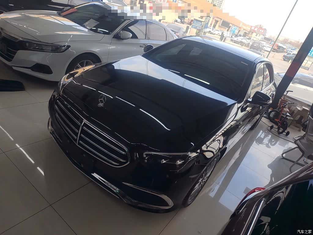 Mercedes-Benz E-Class, 2022 1