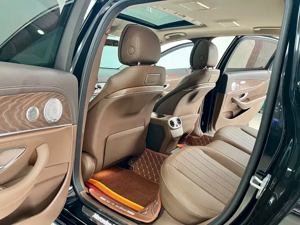 Mercedes-Benz E-class Mercedes-Benz E-class