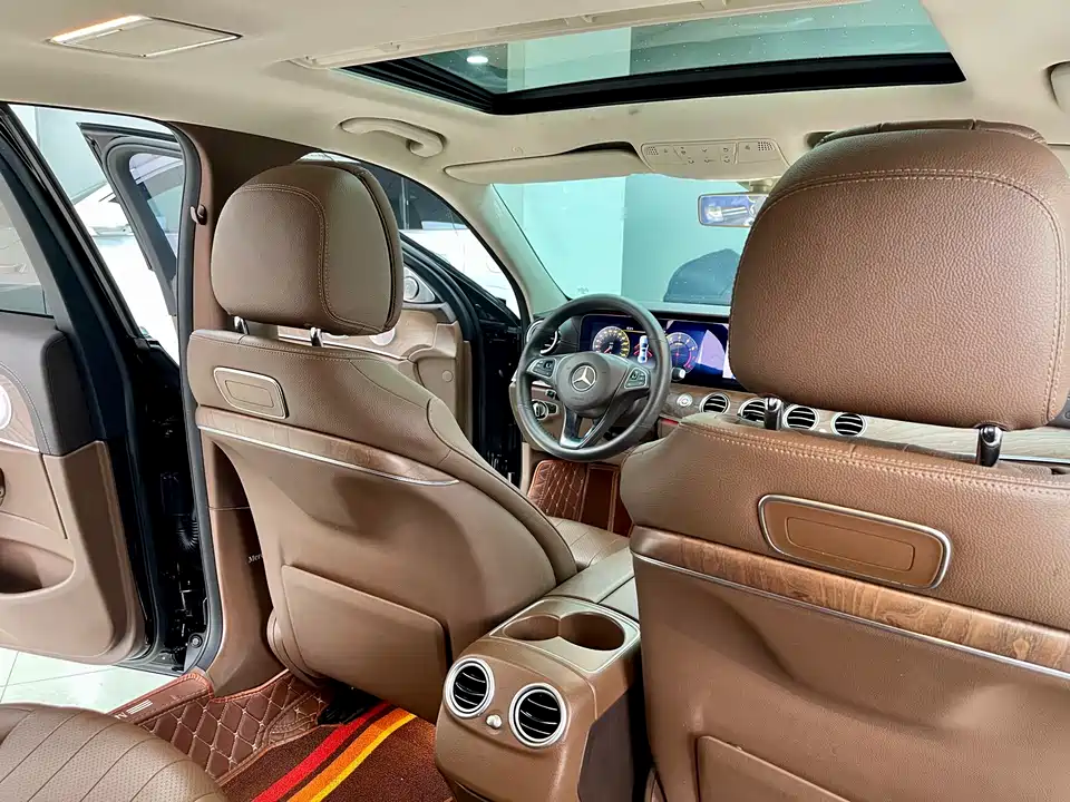 Mercedes-Benz E-class Mercedes-Benz E-class