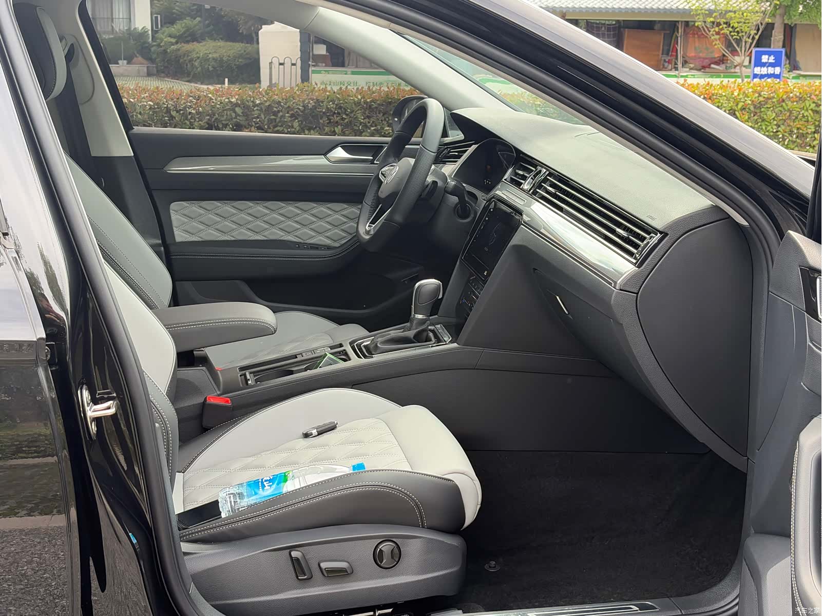 Volkswagen Magotan, 2024 12