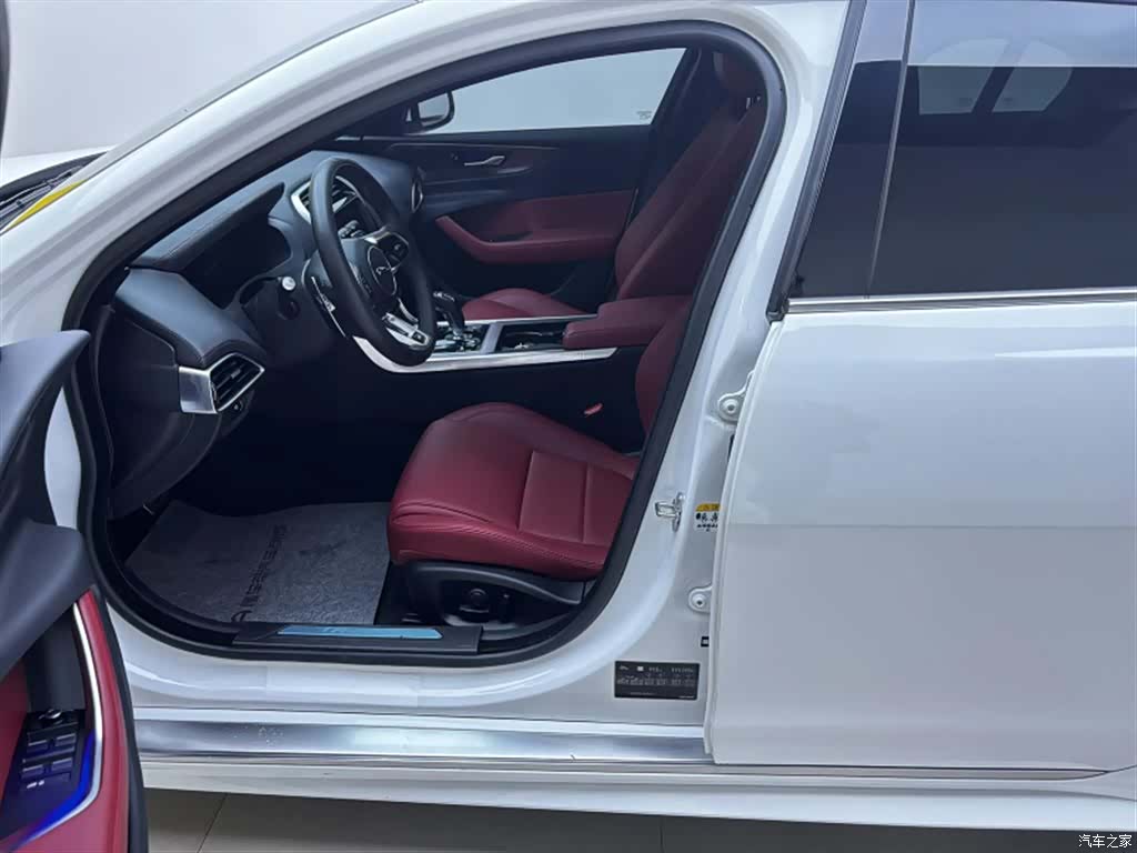 Land Rover XEL, 2023 все фото