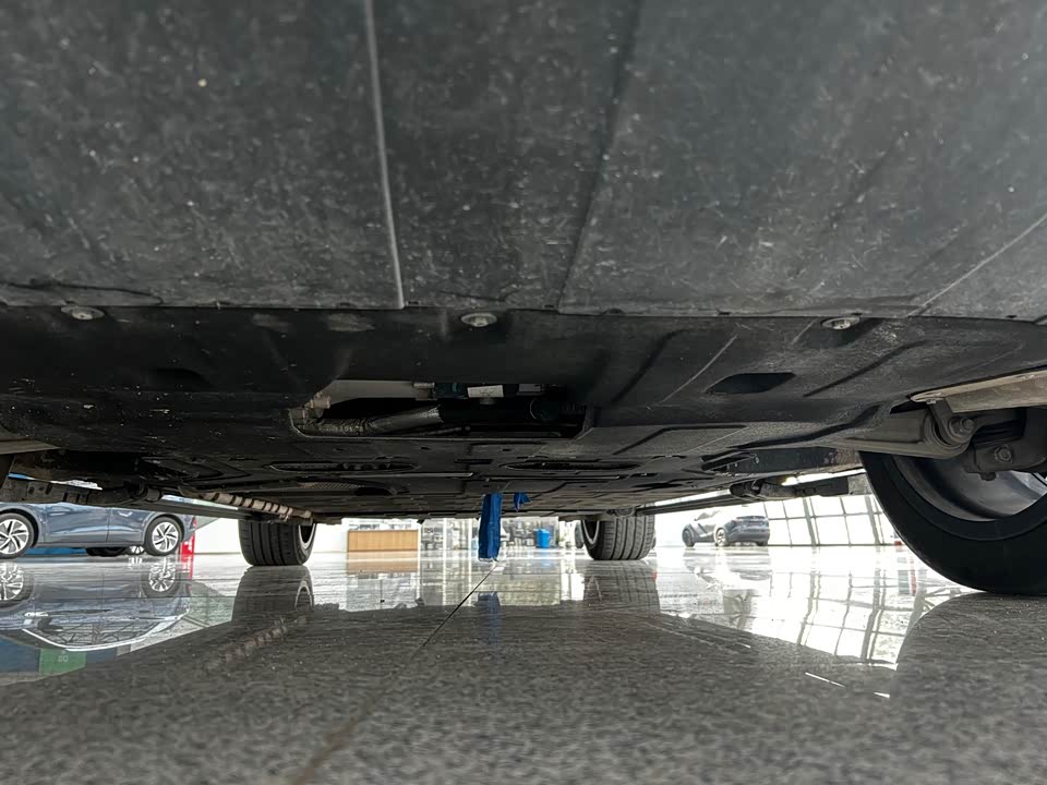 AITO Ask the world M9