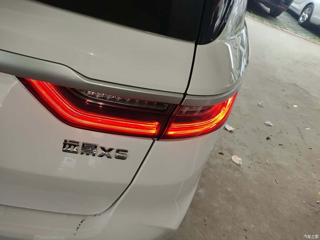 Geely X6, 2021 24