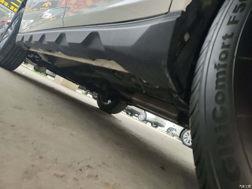 Geely X6, 2021 21