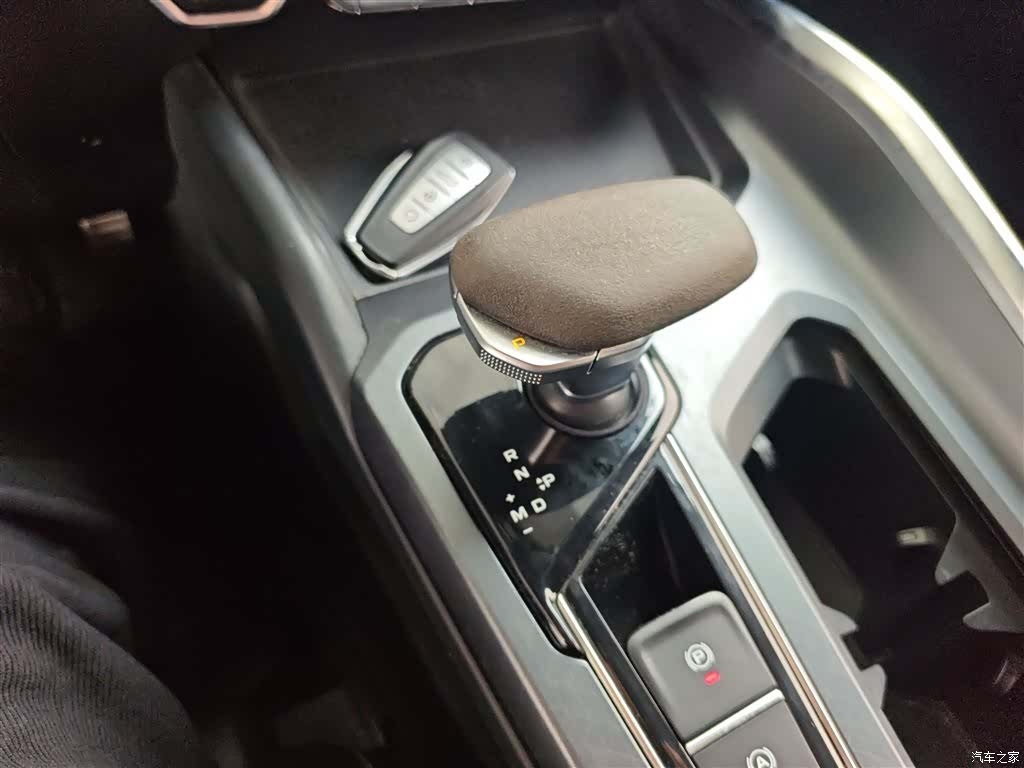 Geely Preface, 2022 14