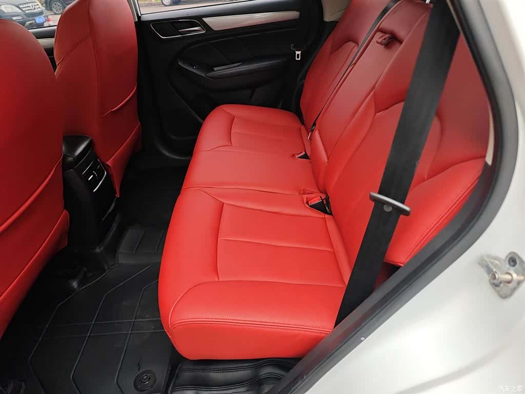 Roewe RX5, 2017 17