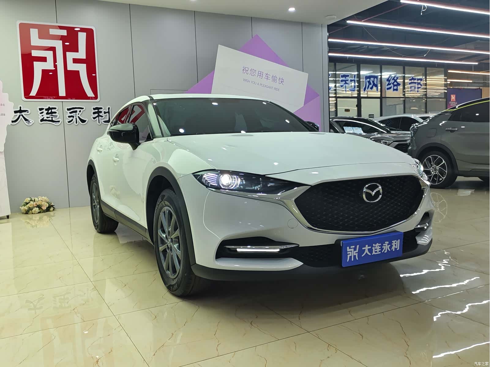 Mazda CX-4, 2023 3