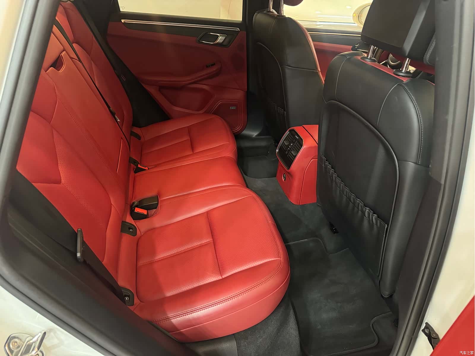 Porsche Macan, 2020 10