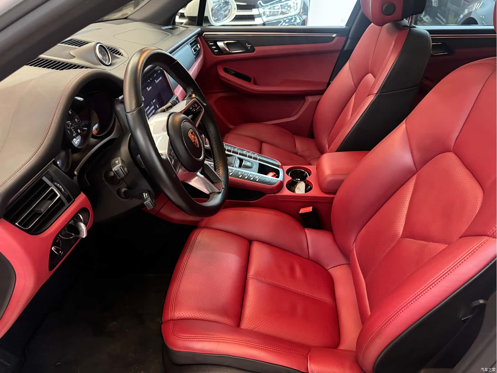 Porsche Macan, 2020 4