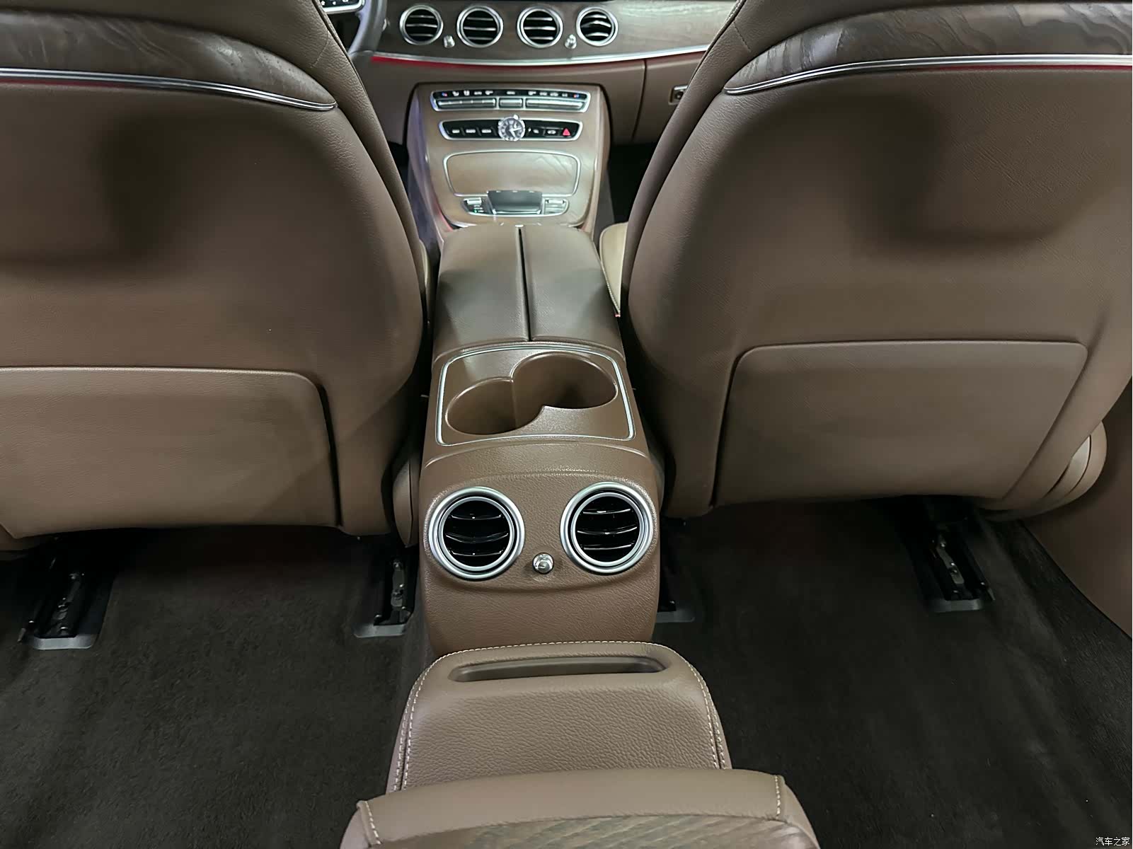 Mercedes-Benz E-Class, 2020 9