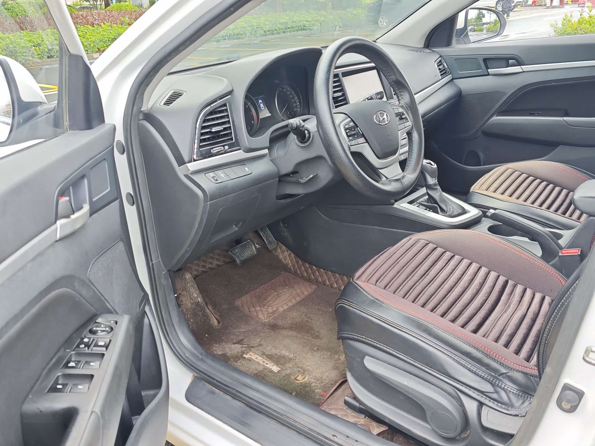 Hyundai 15, 2018 6