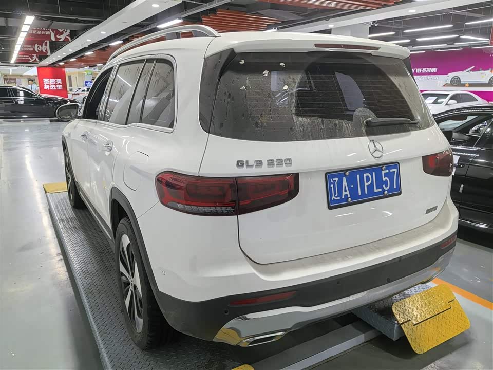 Mercedes-Benz GLB