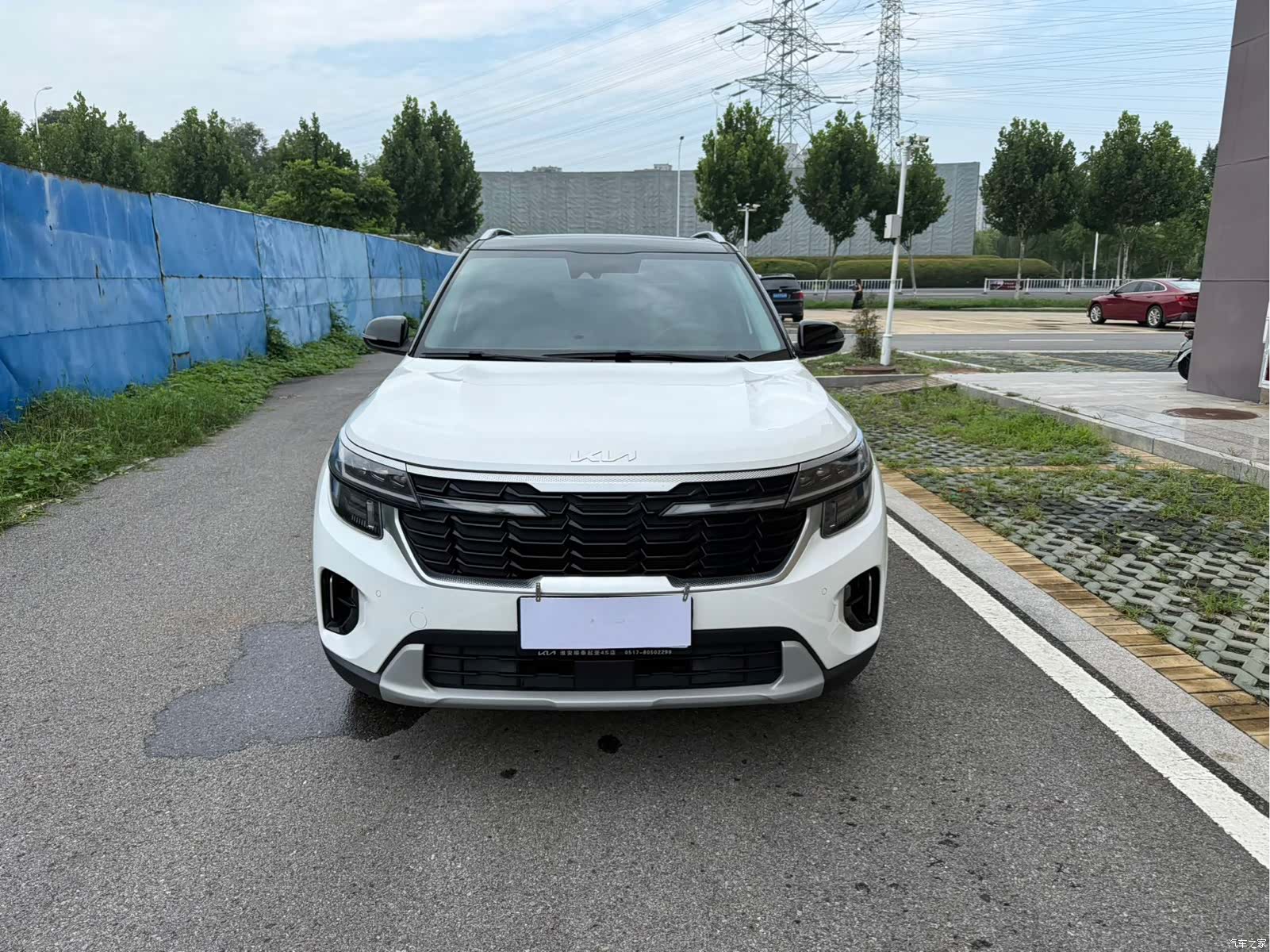 Kia Seltos, 2023 3
