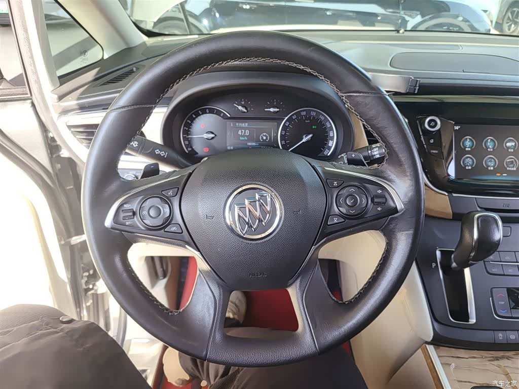 Buick GL8, 2020 3