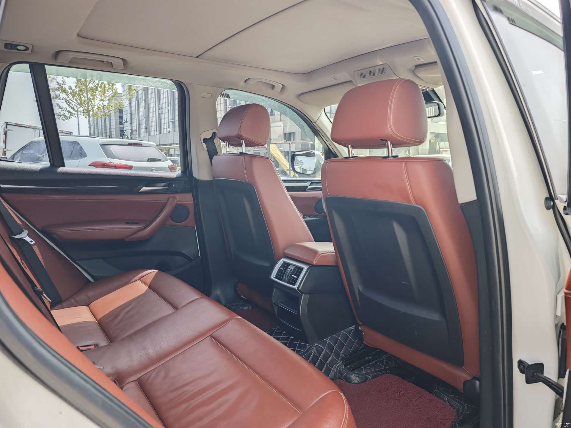 BMW X3, 2012 10