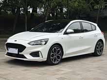 ����˹ 2021�� ���� EcoBoost 180 �Զ�ST Line