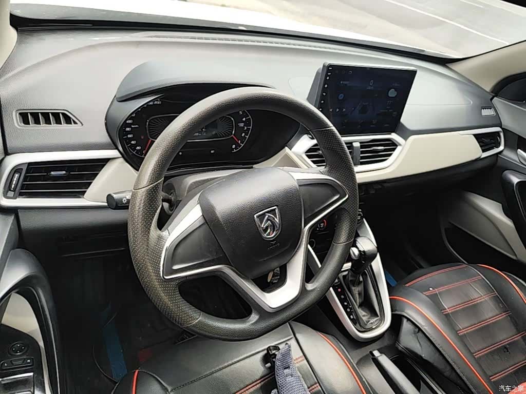 Wuling 510, 2021 10