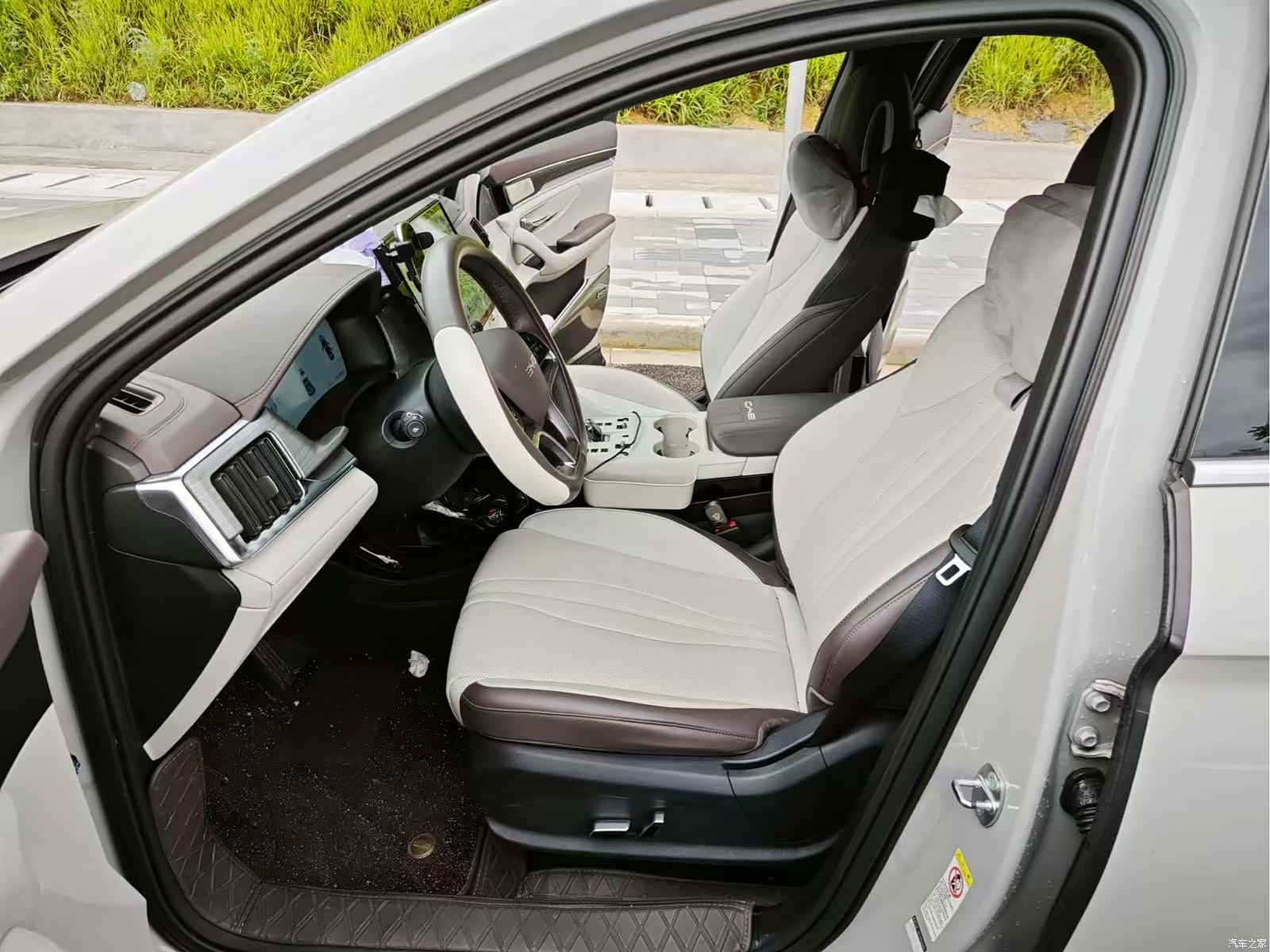 BYD Song, 2025 8