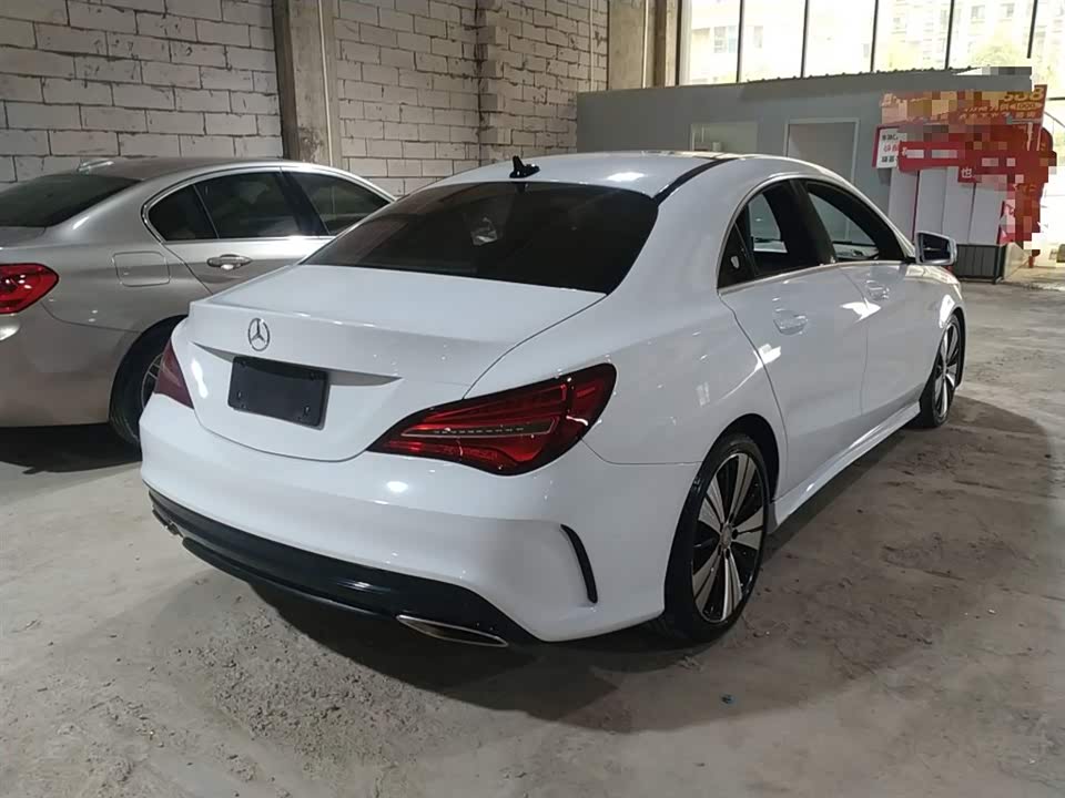 Mercedes-Benz CLA