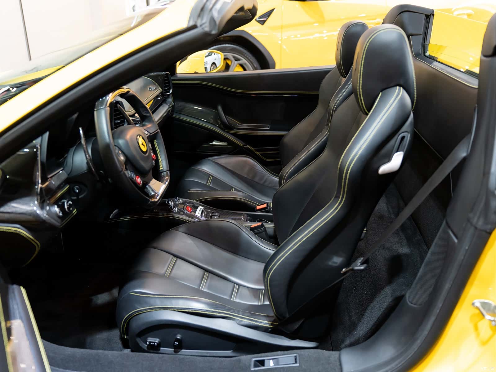 Ferrari 458, 2012 16