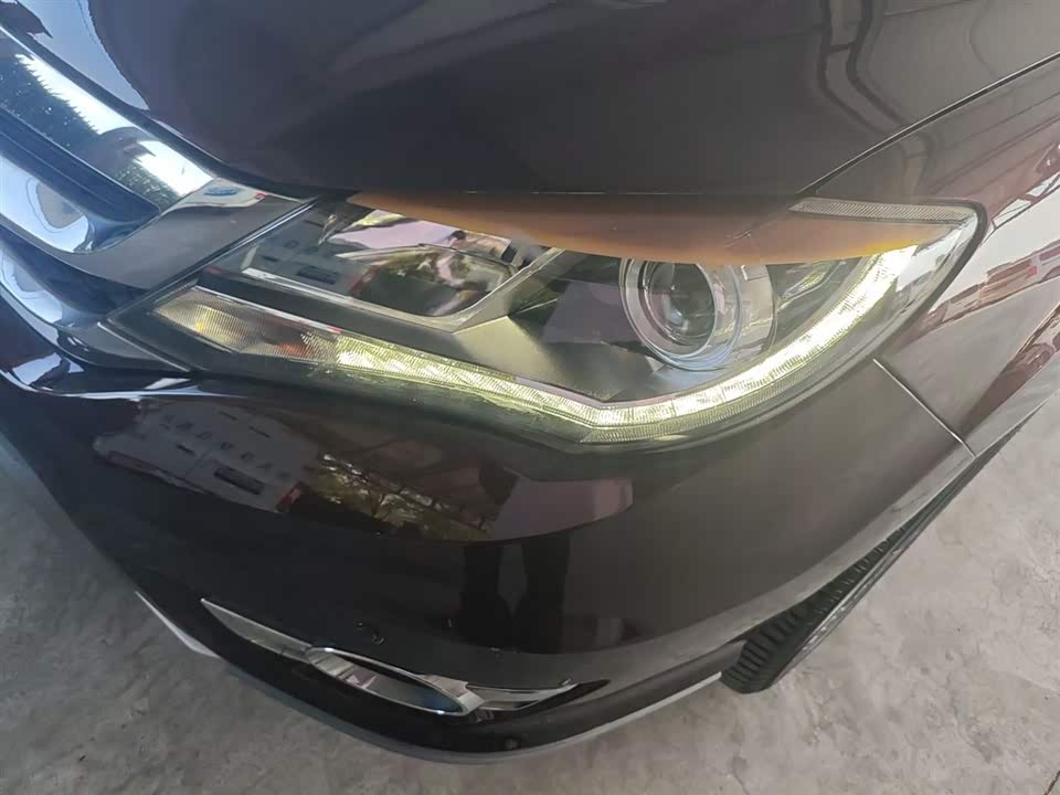 BYD S7