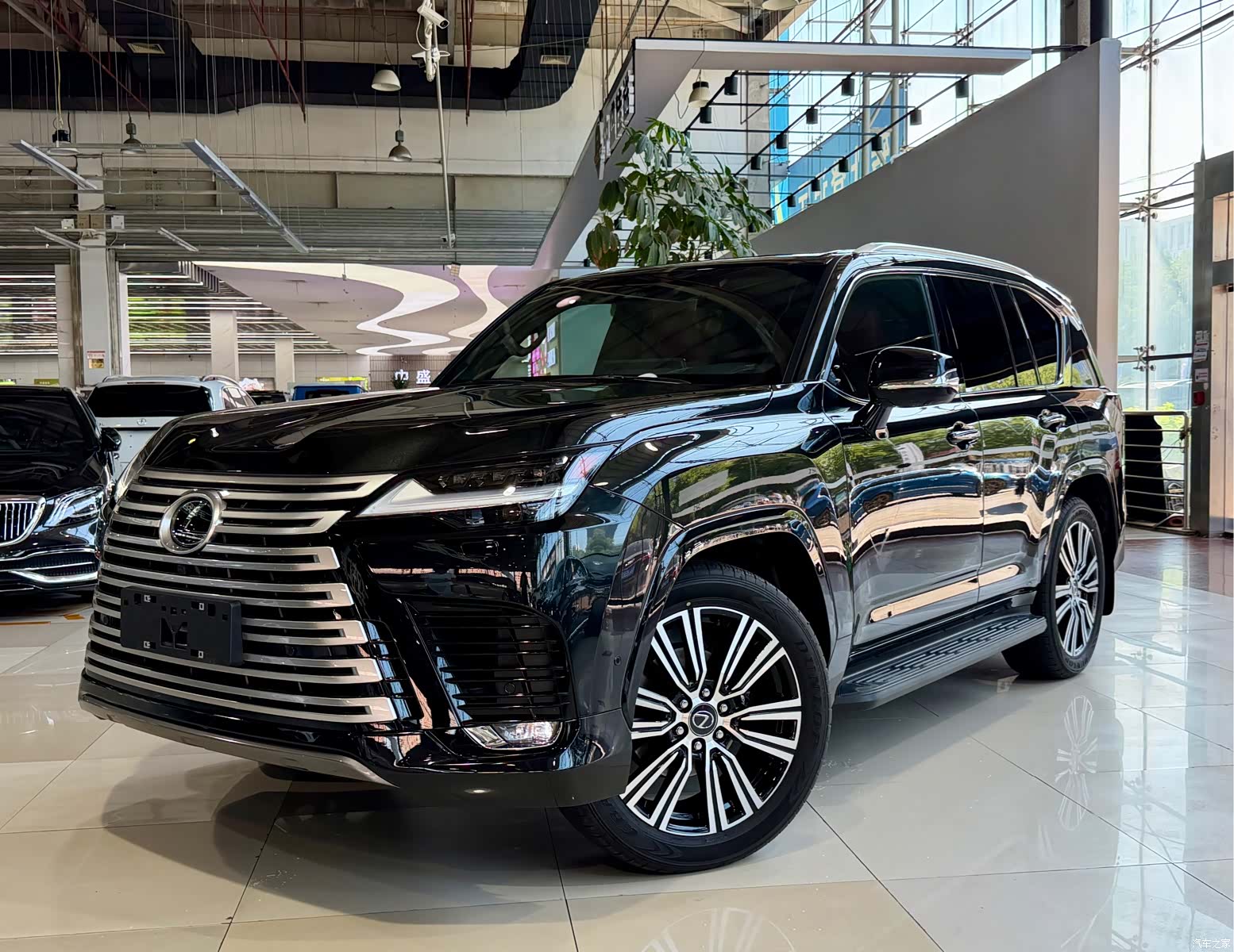 Lexus LX, 2026 2
