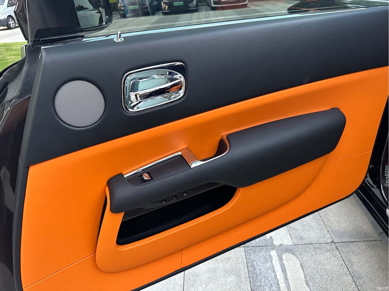 Rolls-Royce Wraith, 2018 11