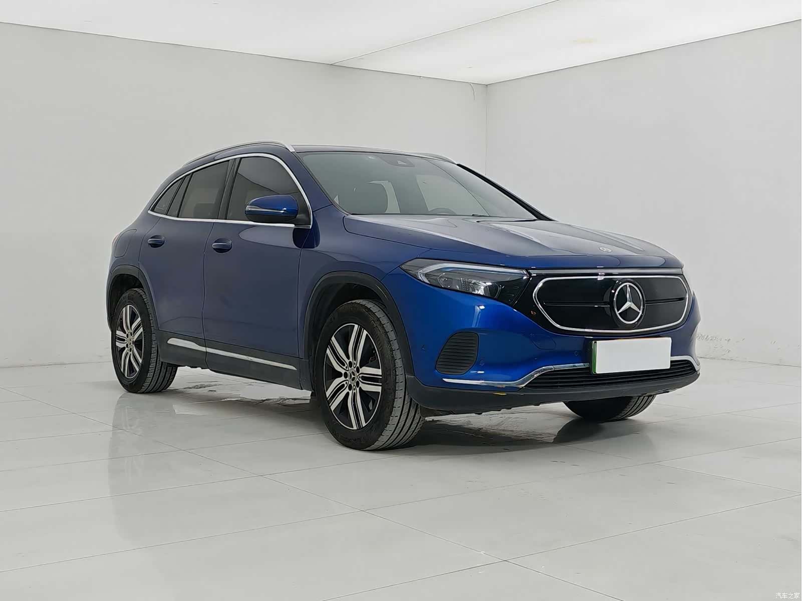 Mercedes-Benz EQA, 2023 3