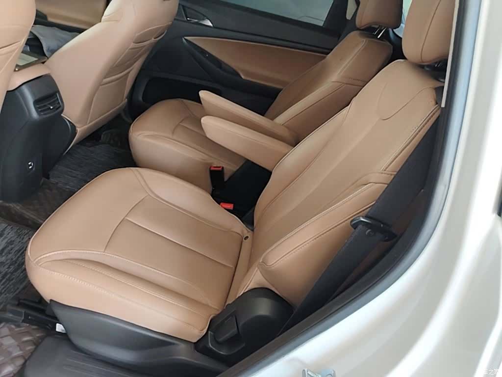 Buick GL6, 2023 17
