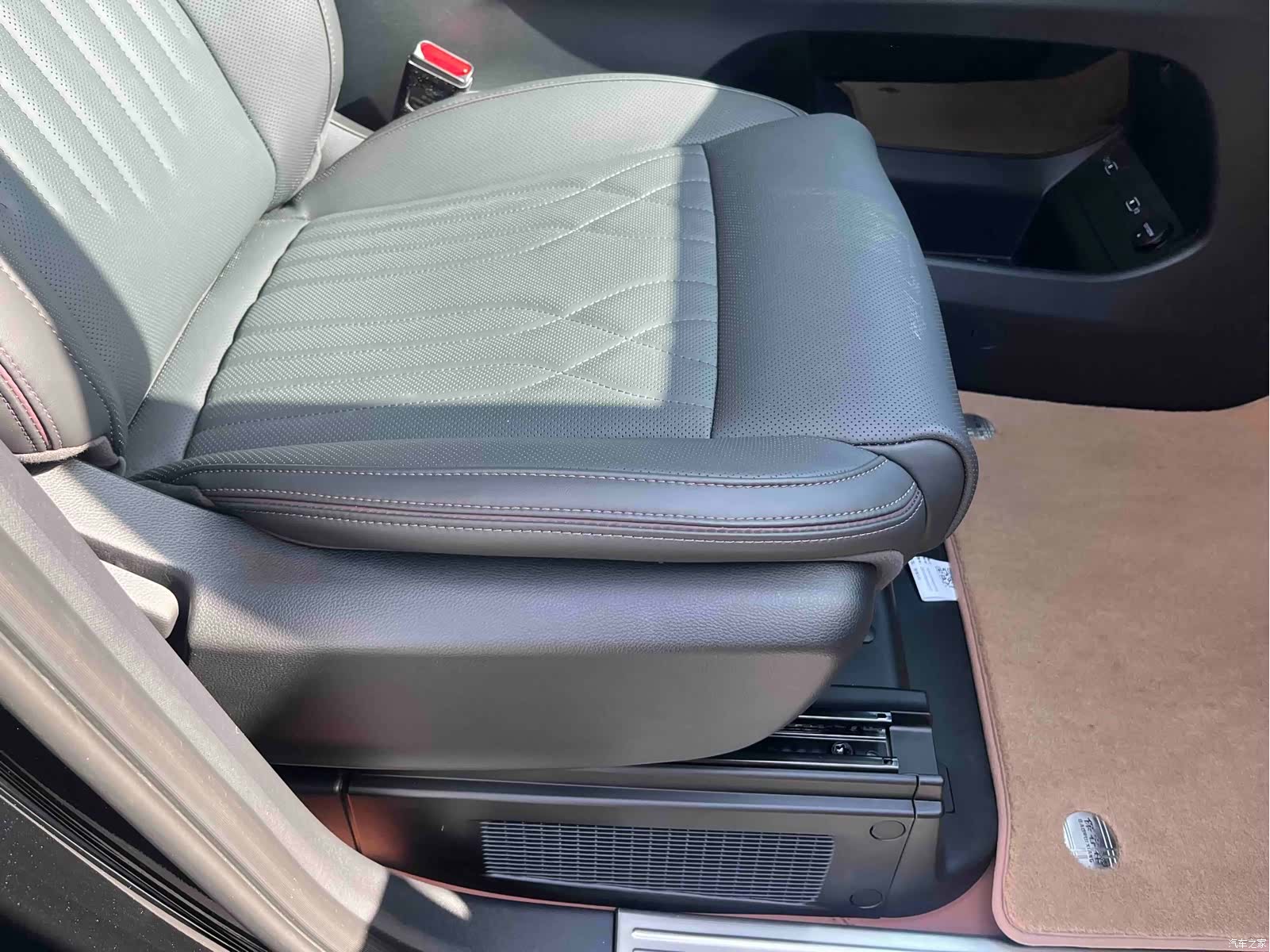 Trumpchi M8, 2026 12