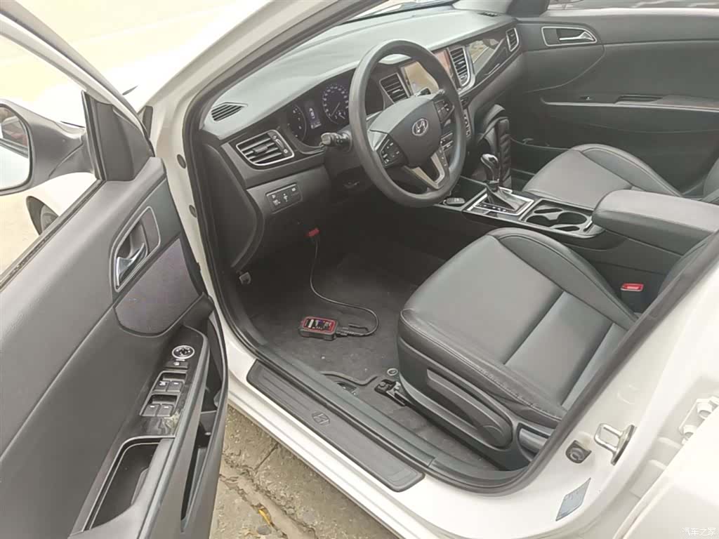 Hyundai GLS, 2016 16