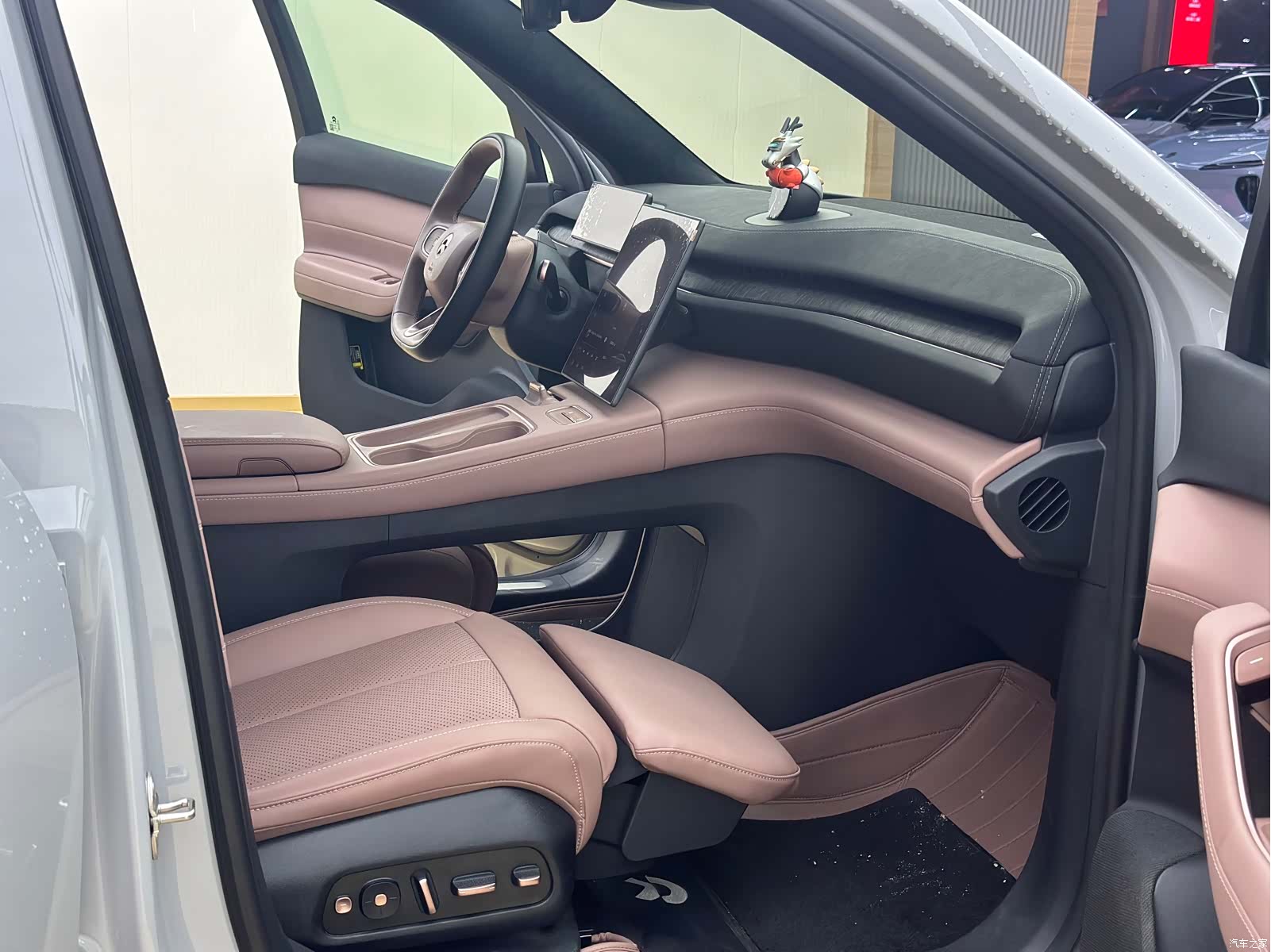 NIO EC6, 2024 10