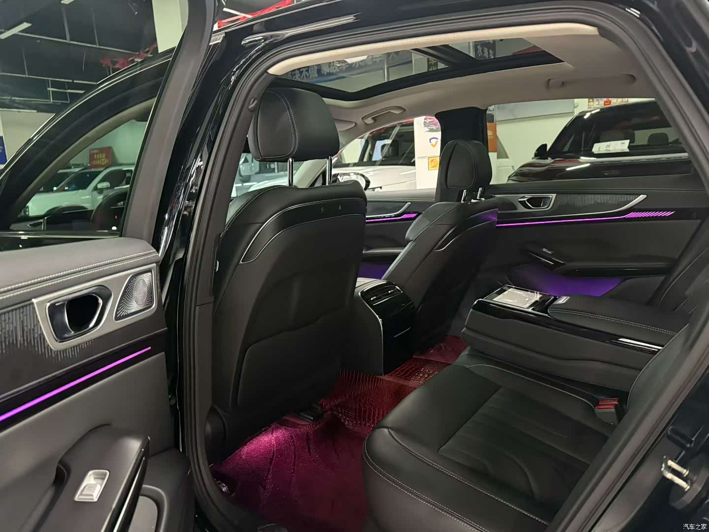 Hongqi H9, 2025 7