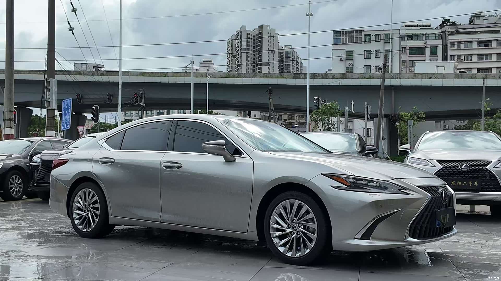 Lexus ES, 2024 3