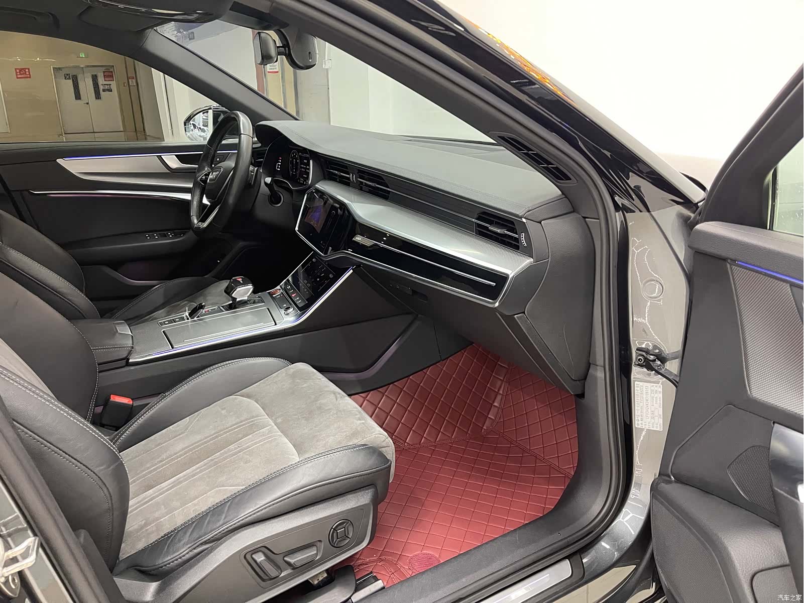 Audi A6L, 2022 10