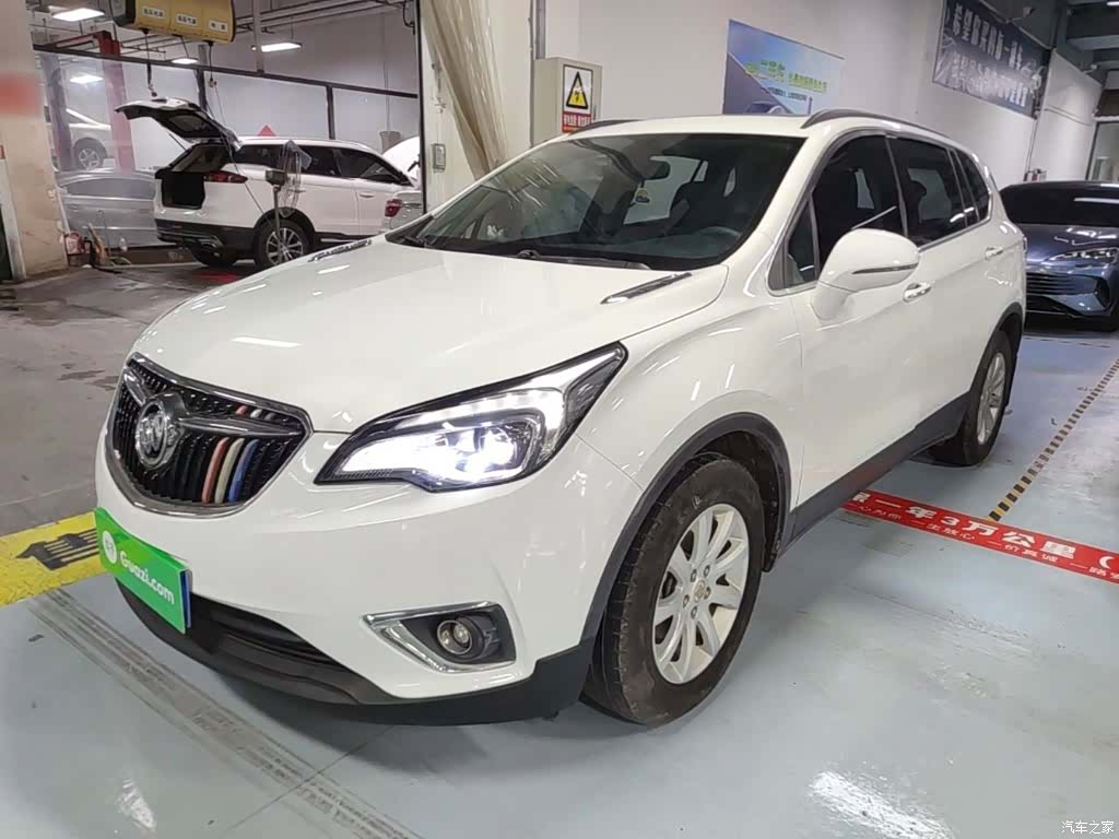 Buick Envision Plus, 2018 1