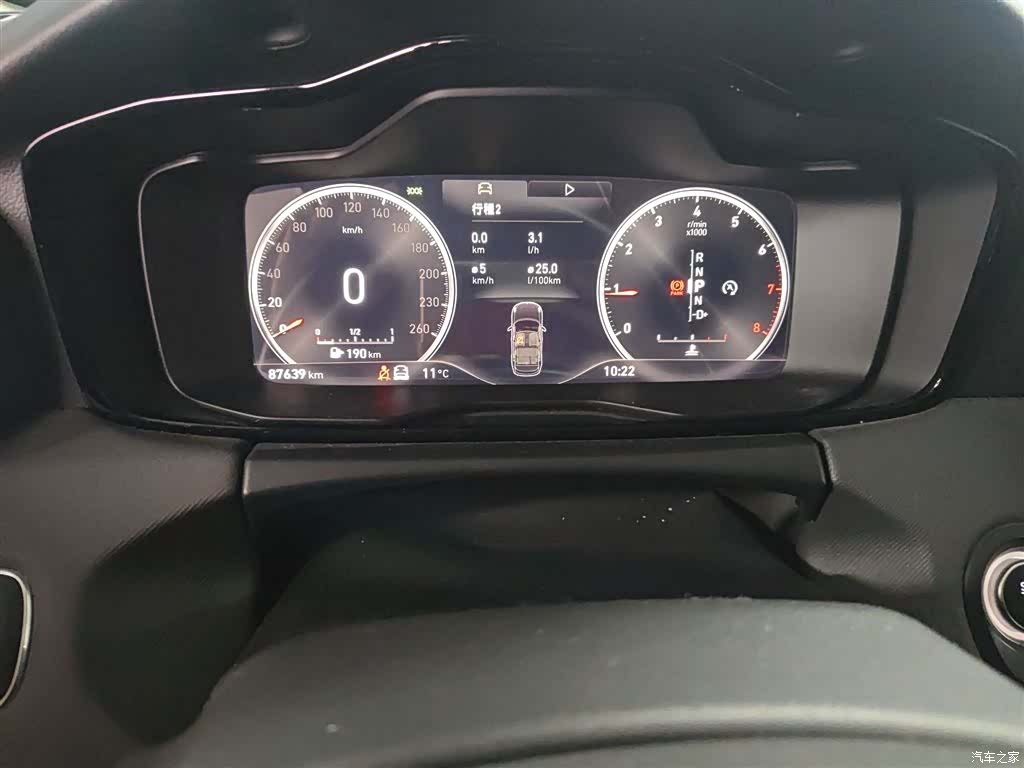 Lynk & Co 01, 2018 все фото