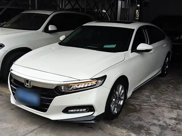 Honda Accord 2021 — купить из Китая под заказ