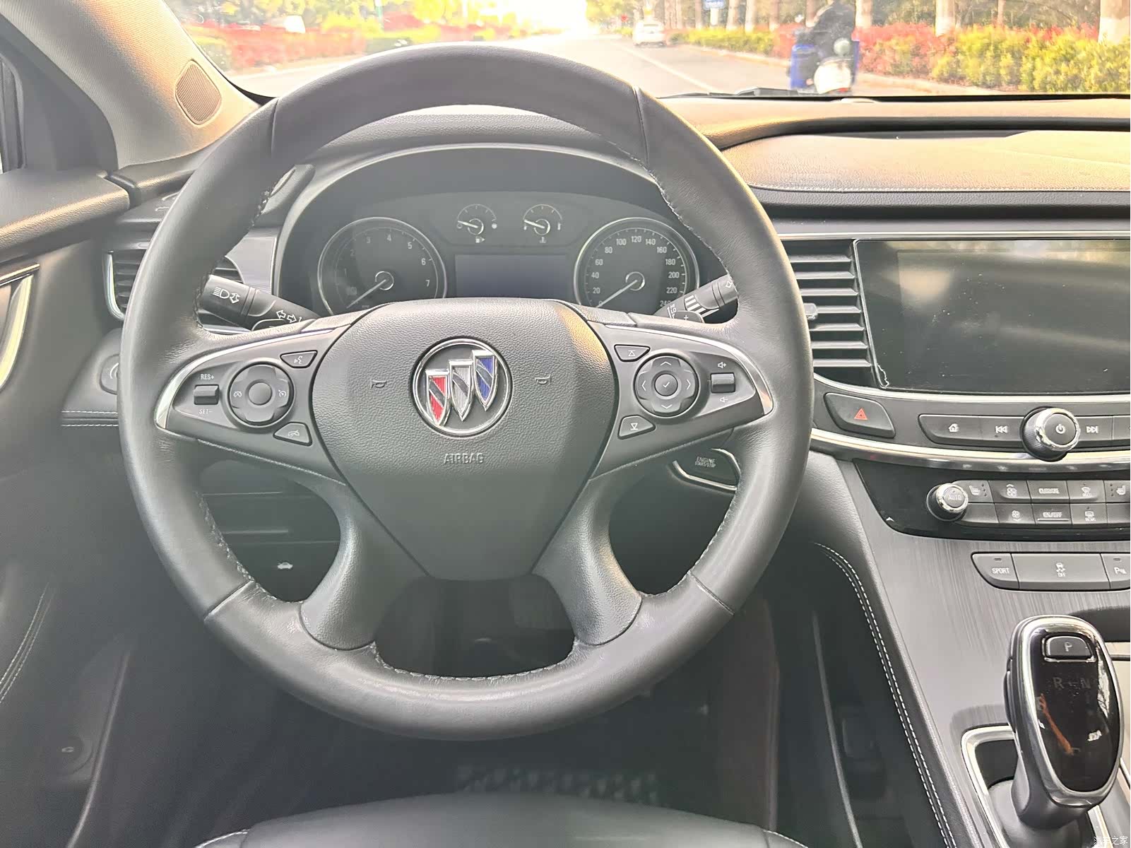 Buick LaCrosse, 2021 11