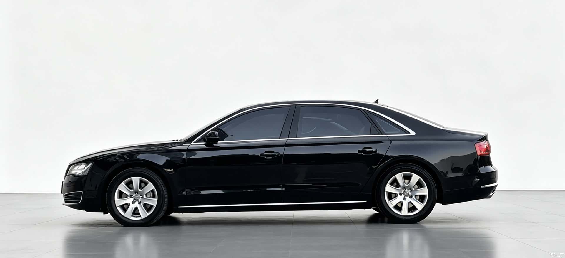 Audi A8L, 2013 6