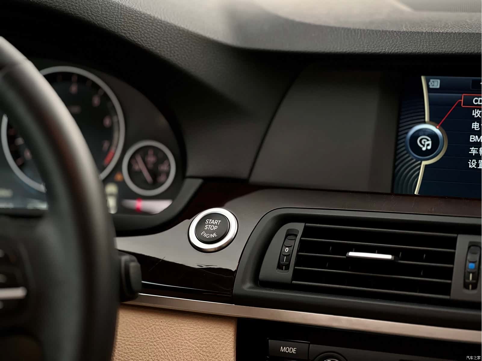 BMW 5 Series, 2012 21