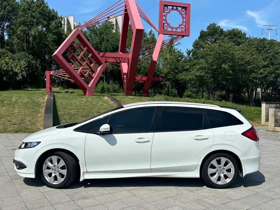 Honda Jade