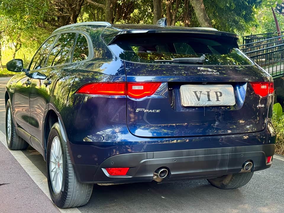 Jaguar F-PACE Jaguar F-PACE