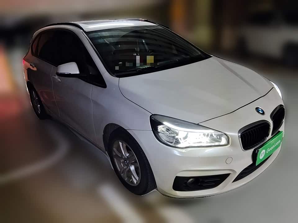 BMW 2 series station wagon