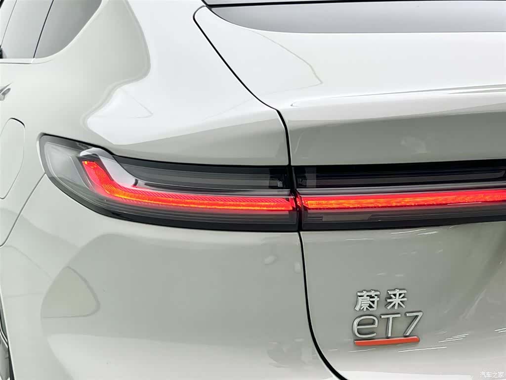 NIO ET7, 2022 все фото