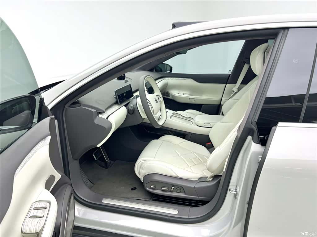 NIO ET7, 2022 12