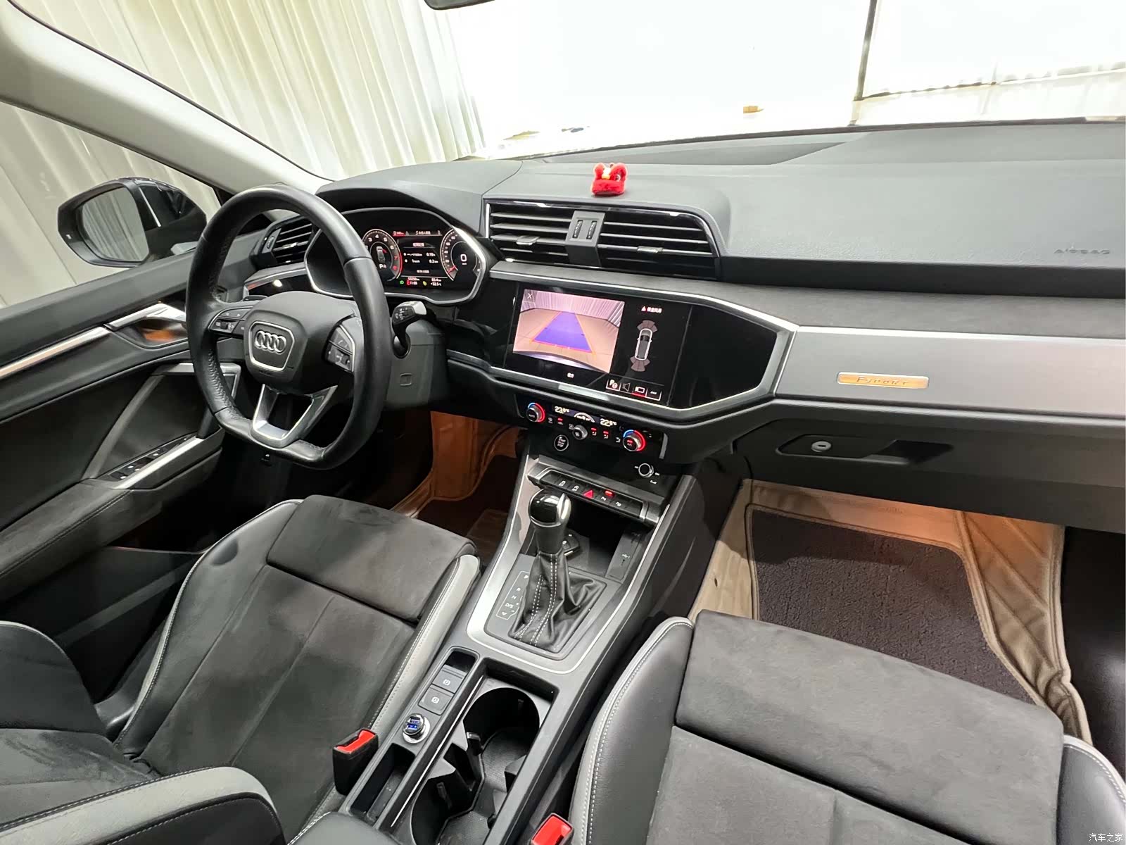 Audi Q3, 2023 21