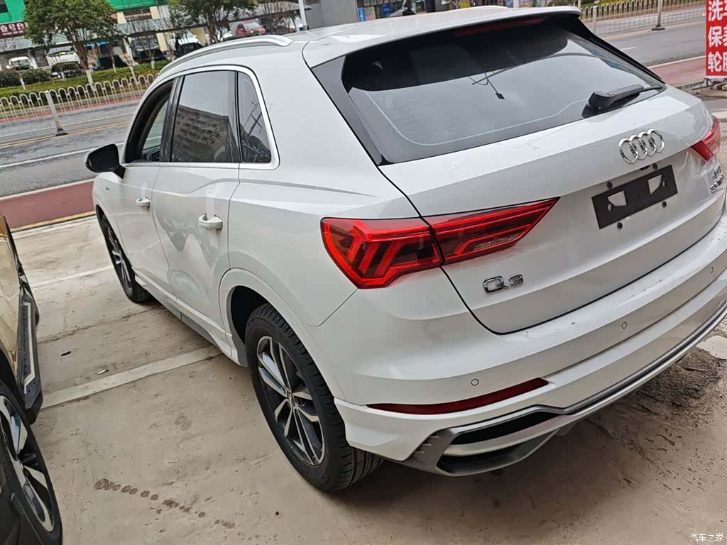 Audi Q3, 2021 все фото